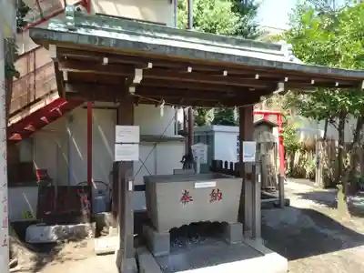 東林間神社の手水舎