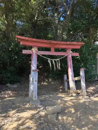 湯殿神社の鳥居