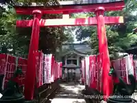 豊川稲荷東京別院の鳥居