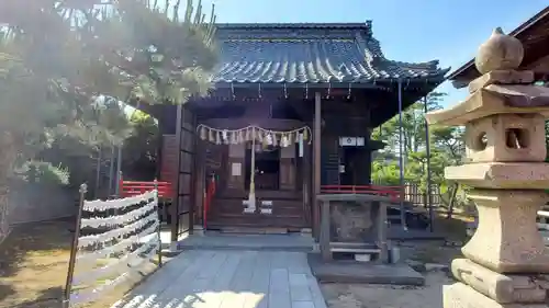 青山御幣稲荷神社の本殿