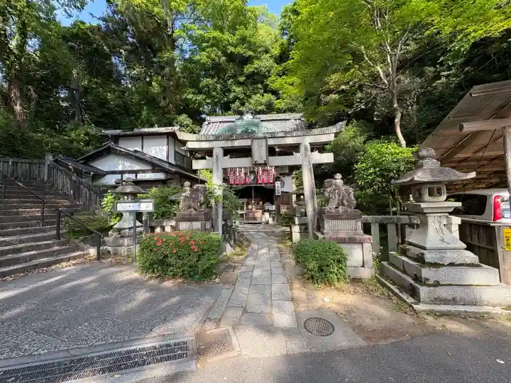 吉水辨財天堂の{uncategorized: "未分類", other: "その他", undefined: "問題あり", building: "その他建物", grave: "お墓", sacred_gate: "鳥居", guardian: "狛犬", statue: "像", buddha: "仏像", history: "歴史", nature: "自然", garden: "庭園", animal: "動物", pagoda: "塔", temizu: "手水舎", mountain_gate: "山門・神門", sanctuary: "本殿・本堂", subordinate: "末社・摂社", art: "芸術", scenery: "景色", jizo: "地蔵", ema: "絵馬", goshuin: "御朱印", omikuji: "おみくじ", items: "授与品その他", amulet: "お守り", goshuincho: "御朱印帳", eats: "食事", festival: "お祭り", votive_dance: "神楽", shichigosan: "七五三参", wedding: "結婚式", experience: "体験その他", initially: "初詣", around: "周辺", anti_infection: "感染症対策"}