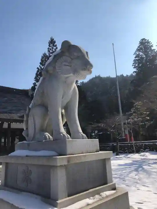 飛驒一宮水無神社の狛犬