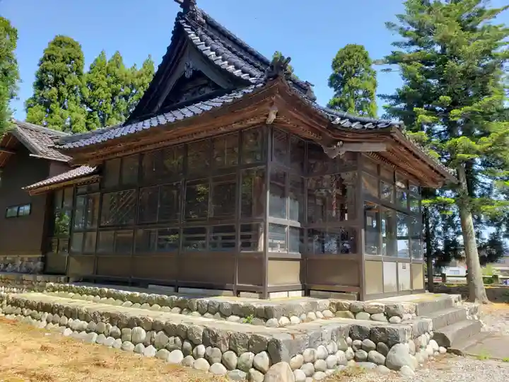 春日神社の本殿・本堂