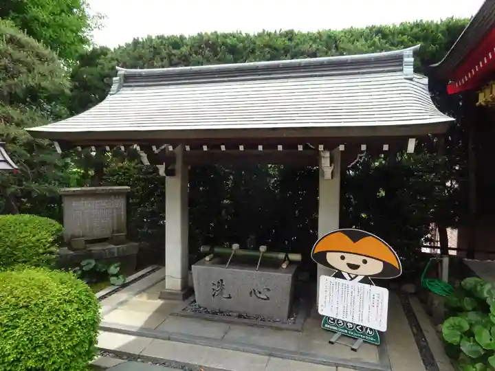 放生寺の手水舎