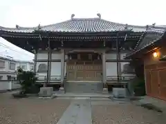 西方寺の本殿