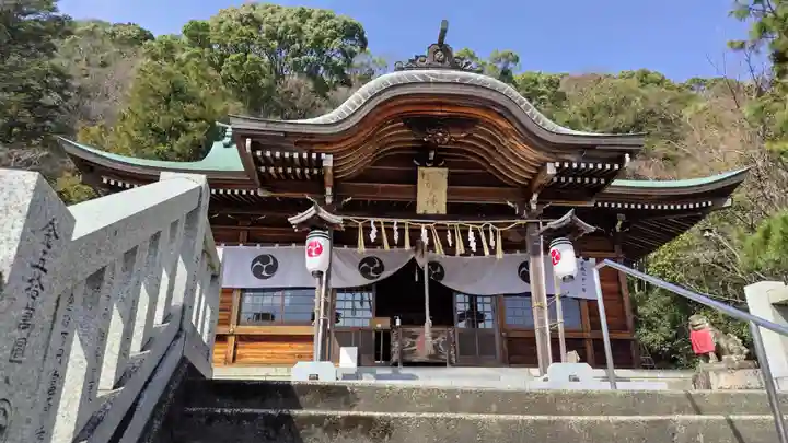 八幡神社の本殿・本堂