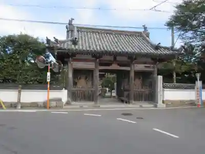 穴太寺の山門・神門