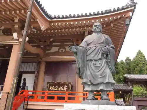 本圀寺の像