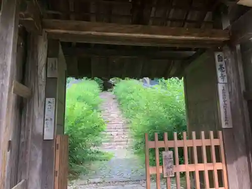 白毫寺の山門・神門