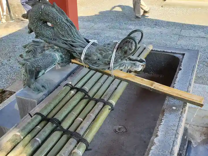 一瓶塚稲荷神社の手水舎