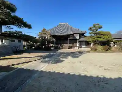 法性寺の{uncategorized: "未分類", other: "その他", undefined: "問題あり", building: "その他建物", grave: "お墓", sacred_gate: "鳥居", guardian: "狛犬", statue: "像", buddha: "仏像", history: "歴史", nature: "自然", garden: "庭園", animal: "動物", pagoda: "塔", temizu: "手水舎", mountain_gate: "山門・神門", sanctuary: "本殿・本堂", subordinate: "末社・摂社", art: "芸術", scenery: "景色", jizo: "地蔵", ema: "絵馬", goshuin: "御朱印", omikuji: "おみくじ", items: "授与品その他", amulet: "お守り", goshuincho: "御朱印帳", eats: "食事", festival: "お祭り", votive_dance: "神楽", shichigosan: "七五三参", wedding: "結婚式", experience: "体験その他", initially: "初詣", around: "周辺", anti_infection: "感染症対策"}