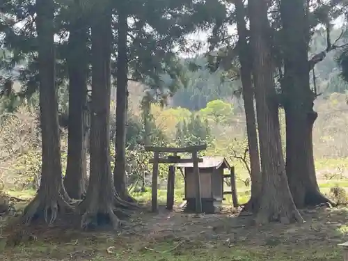 十二神社の鳥居