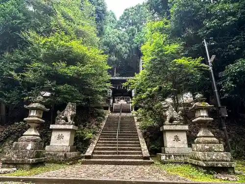 やさかじんじゃ(奈良県)