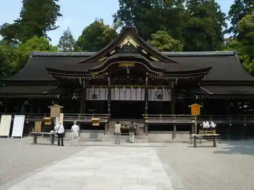 大神神社の本殿