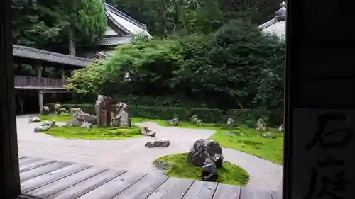 龍潭寺の庭園