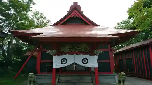 厳島神社の本殿