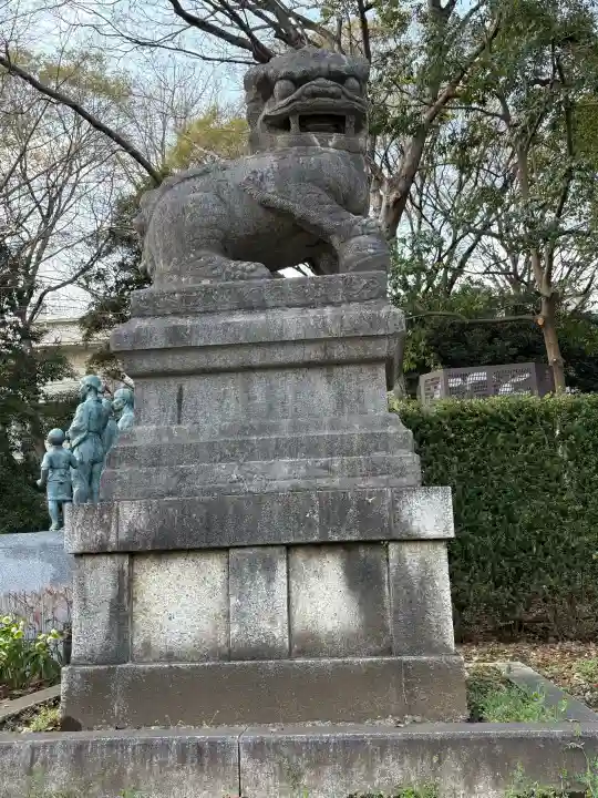 靖國神社の{uncategorized: "未分類", other: "その他", undefined: "問題あり", building: "その他建物", grave: "お墓", sacred_gate: "鳥居", guardian: "狛犬", statue: "像", buddha: "仏像", history: "歴史", nature: "自然", garden: "庭園", animal: "動物", pagoda: "塔", temizu: "手水舎", mountain_gate: "山門・神門", sanctuary: "本殿・本堂", subordinate: "末社・摂社", art: "芸術", scenery: "景色", jizo: "地蔵", ema: "絵馬", goshuin: "御朱印", omikuji: "おみくじ", items: "授与品その他", amulet: "お守り", goshuincho: "御朱印帳", eats: "食事", festival: "お祭り", votive_dance: "神楽", shichigosan: "七五三参", wedding: "結婚式", experience: "体験その他", initially: "初詣", around: "周辺", anti_infection: "感染症対策"}