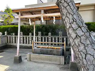 御厨神社の手水舎