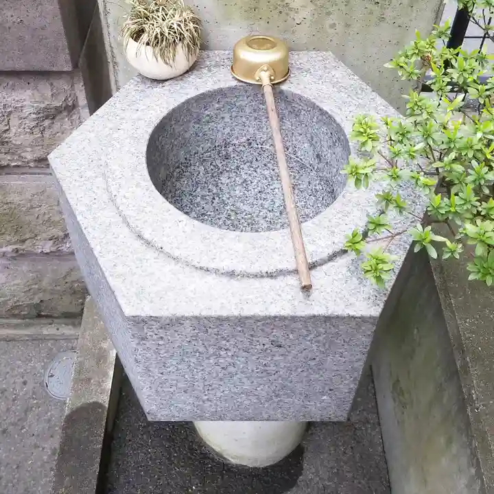 御宿稲荷神社の手水舎