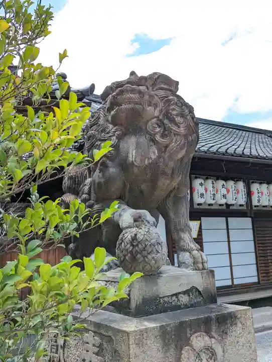元祇園梛神社・隼神社の狛犬
