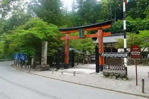 丹生川上神社（中社）の鳥居