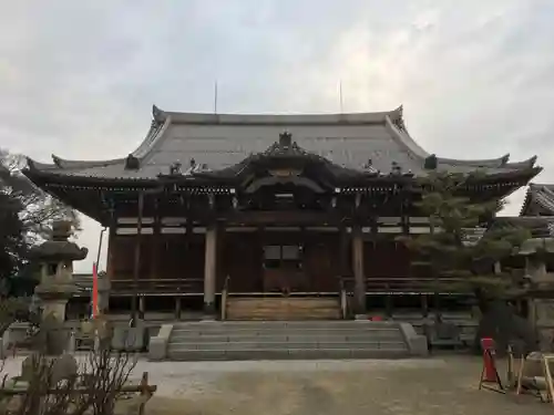萬徳寺の本殿・本堂