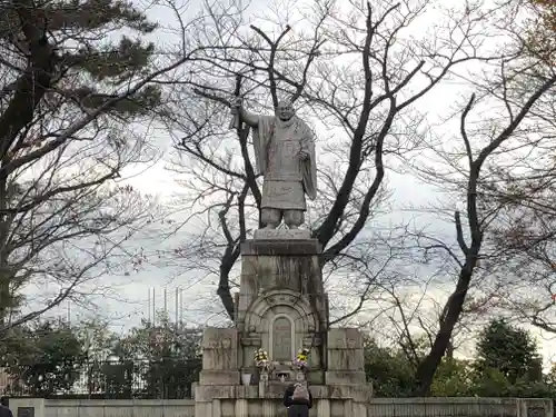 池上本門寺の像