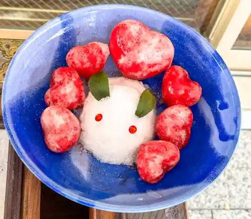 彌彦神社　(伊夜日子神社)の像