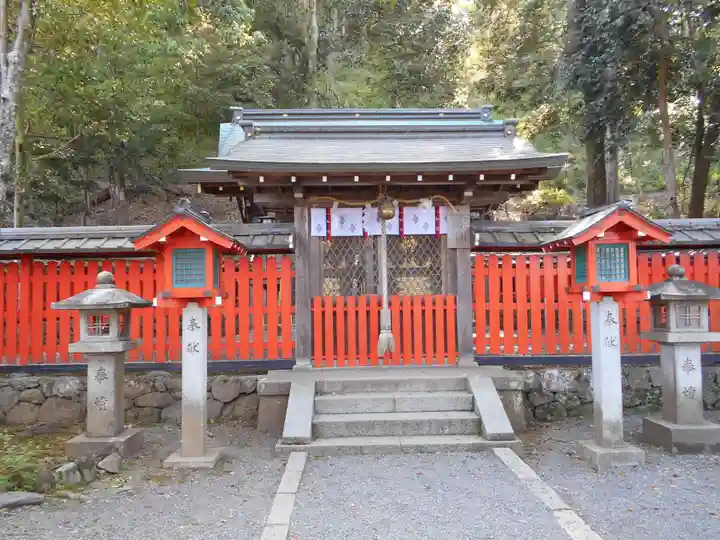 櫟谷宗像神社(松尾大社摂社)の本殿・本堂