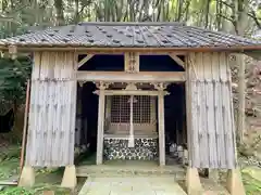 静神社の本殿