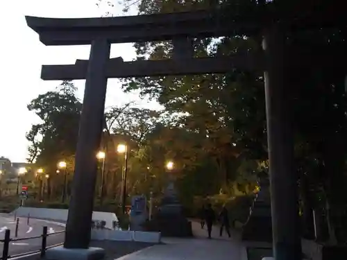 東郷神社の鳥居