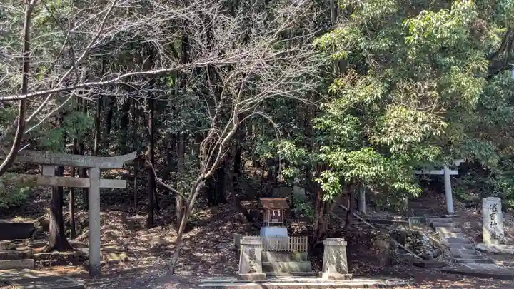 生石八幡神社の末社・摂社