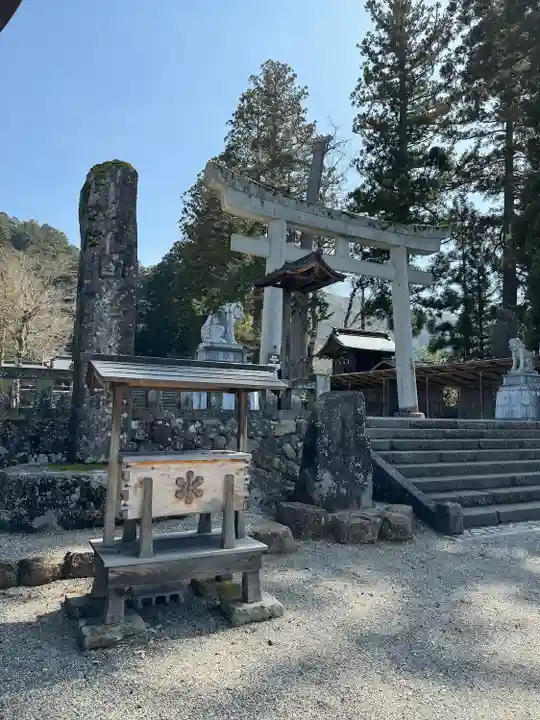 飛驒一宮水無神社(岐阜県)