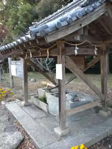 奥石神社の手水舎