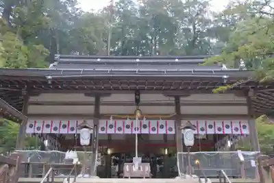丹生川上神社(中社)の本殿・本堂