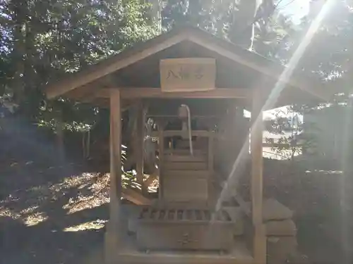 鳥見神社の末社