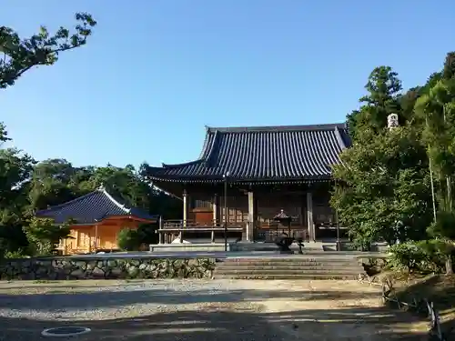 鏑射寺の本殿・本堂