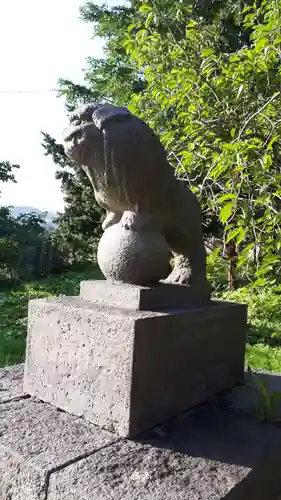 豊浦神社の狛犬