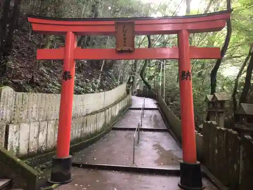 大本山七宝瀧寺の鳥居