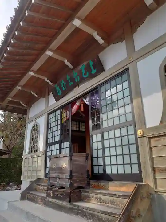 方廣寺の本殿・本堂