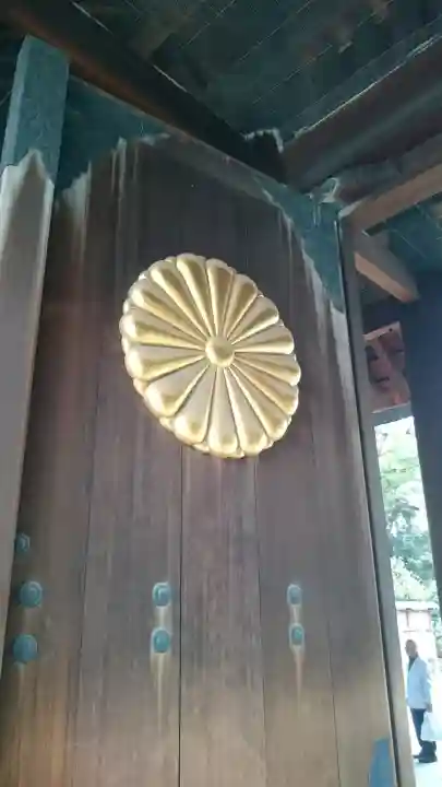 靖國神社の{uncategorized: "未分類", other: "その他", undefined: "問題あり", building: "その他建物", grave: "お墓", sacred_gate: "鳥居", guardian: "狛犬", statue: "像", buddha: "仏像", history: "歴史", nature: "自然", garden: "庭園", animal: "動物", pagoda: "塔", temizu: "手水舎", mountain_gate: "山門・神門", sanctuary: "本殿・本堂", subordinate: "末社・摂社", art: "芸術", scenery: "景色", jizo: "地蔵", ema: "絵馬", goshuin: "御朱印", omikuji: "おみくじ", items: "授与品その他", amulet: "お守り", goshuincho: "御朱印帳", eats: "食事", festival: "お祭り", votive_dance: "神楽", shichigosan: "七五三参", wedding: "結婚式", experience: "体験その他", initially: "初詣", around: "周辺", anti_infection: "感染症対策"}