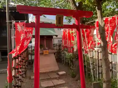 田中神社の{uncategorized: "未分類", other: "その他", undefined: "問題あり", building: "その他建物", grave: "お墓", sacred_gate: "鳥居", guardian: "狛犬", statue: "像", buddha: "仏像", history: "歴史", nature: "自然", garden: "庭園", animal: "動物", pagoda: "塔", temizu: "手水舎", mountain_gate: "山門・神門", sanctuary: "本殿・本堂", subordinate: "末社・摂社", art: "芸術", scenery: "景色", jizo: "地蔵", ema: "絵馬", goshuin: "御朱印", omikuji: "おみくじ", items: "授与品その他", amulet: "お守り", goshuincho: "御朱印帳", eats: "食事", festival: "お祭り", votive_dance: "神楽", shichigosan: "七五三参", wedding: "結婚式", experience: "体験その他", initially: "初詣", around: "周辺", anti_infection: "感染症対策"}