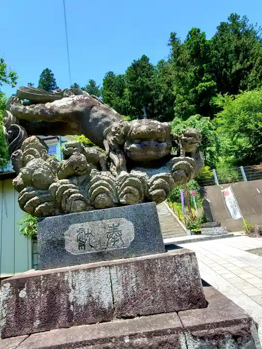 石都々古和気神社の狛犬