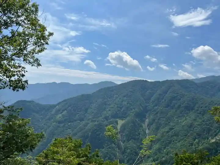 三峯神社奥宮(埼玉県)