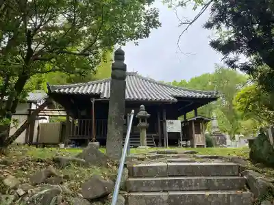 往生院の{uncategorized: "未分類", other: "その他", undefined: "問題あり", building: "その他建物", grave: "お墓", sacred_gate: "鳥居", guardian: "狛犬", statue: "像", buddha: "仏像", history: "歴史", nature: "自然", garden: "庭園", animal: "動物", pagoda: "塔", temizu: "手水舎", mountain_gate: "山門・神門", sanctuary: "本殿・本堂", subordinate: "末社・摂社", art: "芸術", scenery: "景色", jizo: "地蔵", ema: "絵馬", goshuin: "御朱印", omikuji: "おみくじ", items: "授与品その他", amulet: "お守り", goshuincho: "御朱印帳", eats: "食事", festival: "お祭り", votive_dance: "神楽", shichigosan: "七五三参", wedding: "結婚式", experience: "体験その他", initially: "初詣", around: "周辺", anti_infection: "感染症対策"}