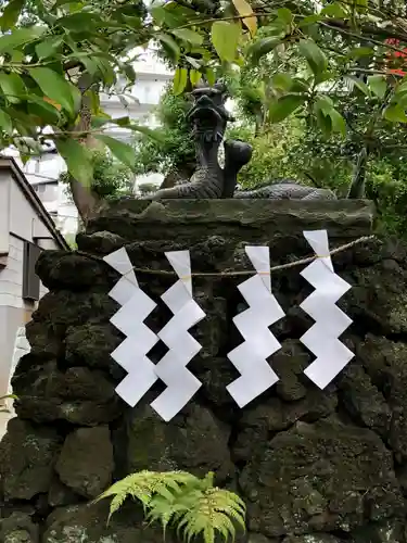 田無神社の像