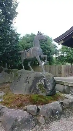 富山縣護國神社の像