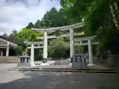 三峯神社の鳥居