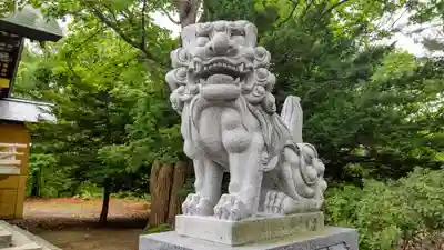 月寒神社の狛犬