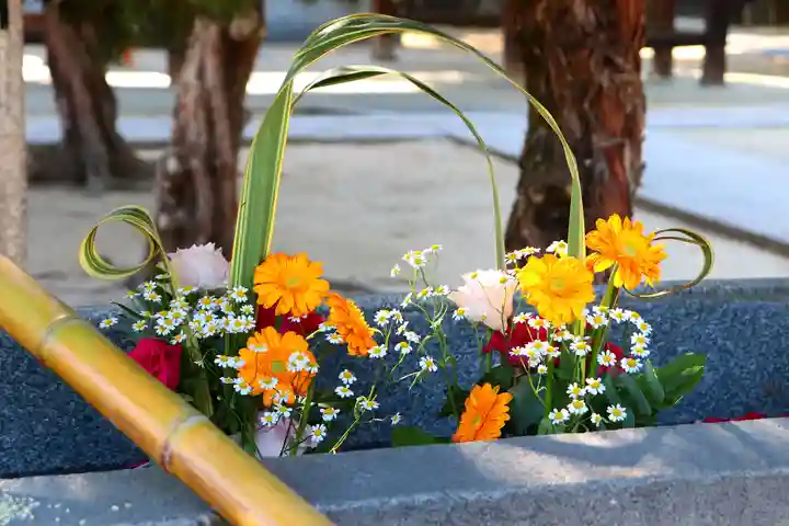 三津厳島神社の手水舎